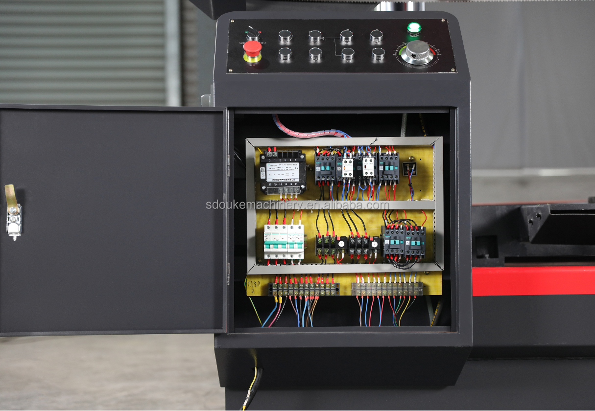 Ленточная пила по металлу автоматическая промышленная