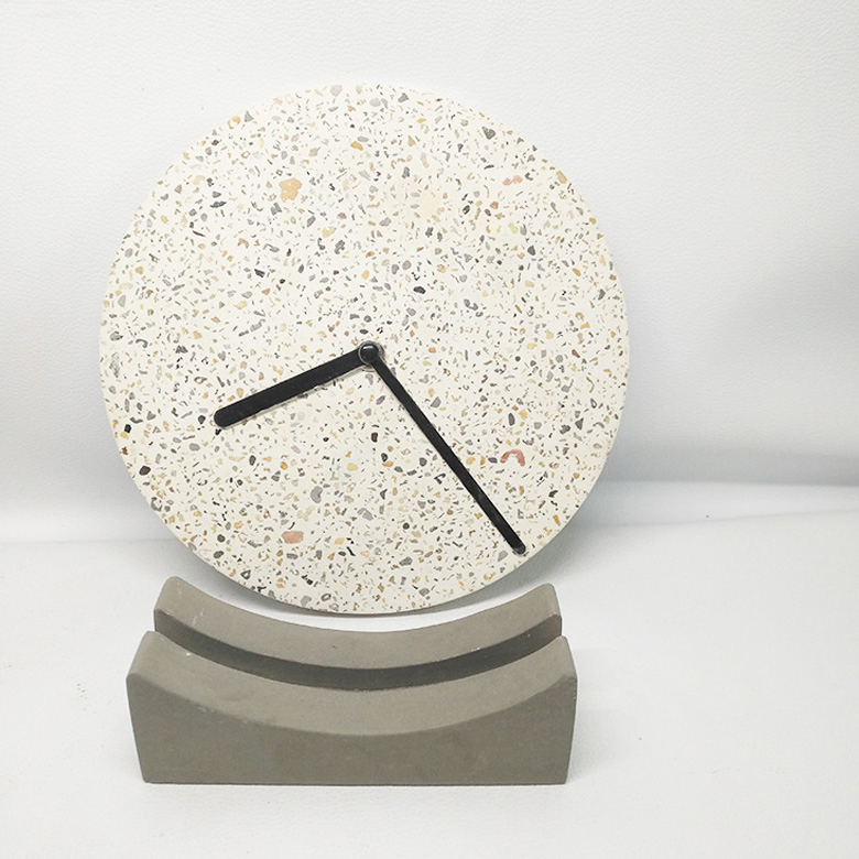 Cheap Wholesale Cement Wall Clock and Watch for Indoor&Home Decoration Craft, Home Decoration Crafts