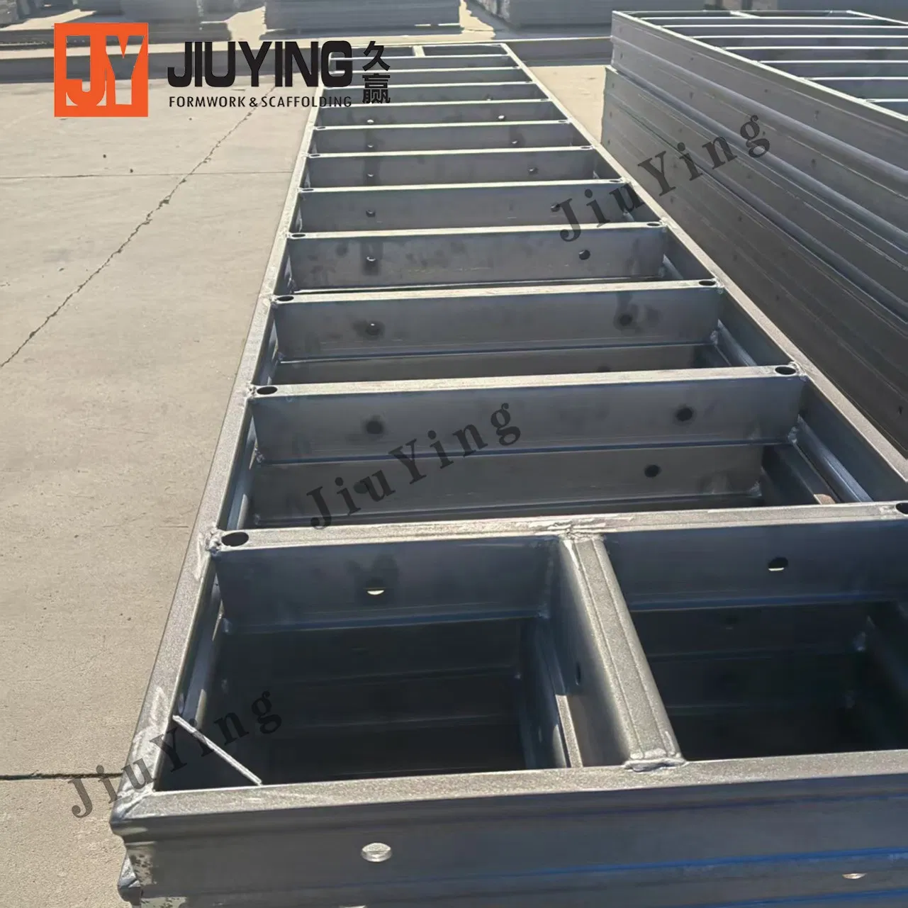 Durable Reusable Formwork System for Customizable Economic Solutions