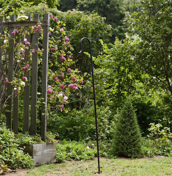 Steel Metal Outdoor Garden Shepherd Hook