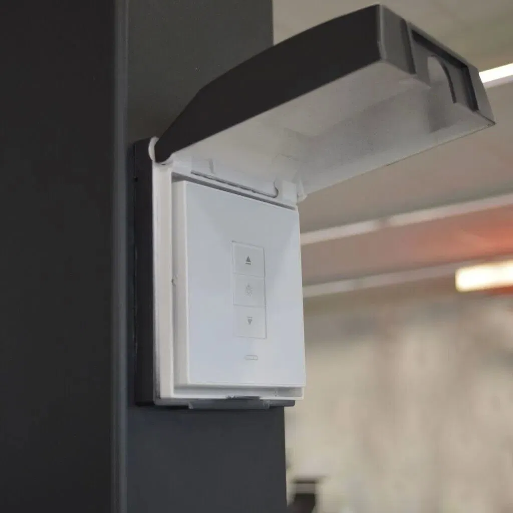 Outdoor Garden Motorized Bioclimat Aluminum Gazebo Pergola Roof with Adjustable Louvers