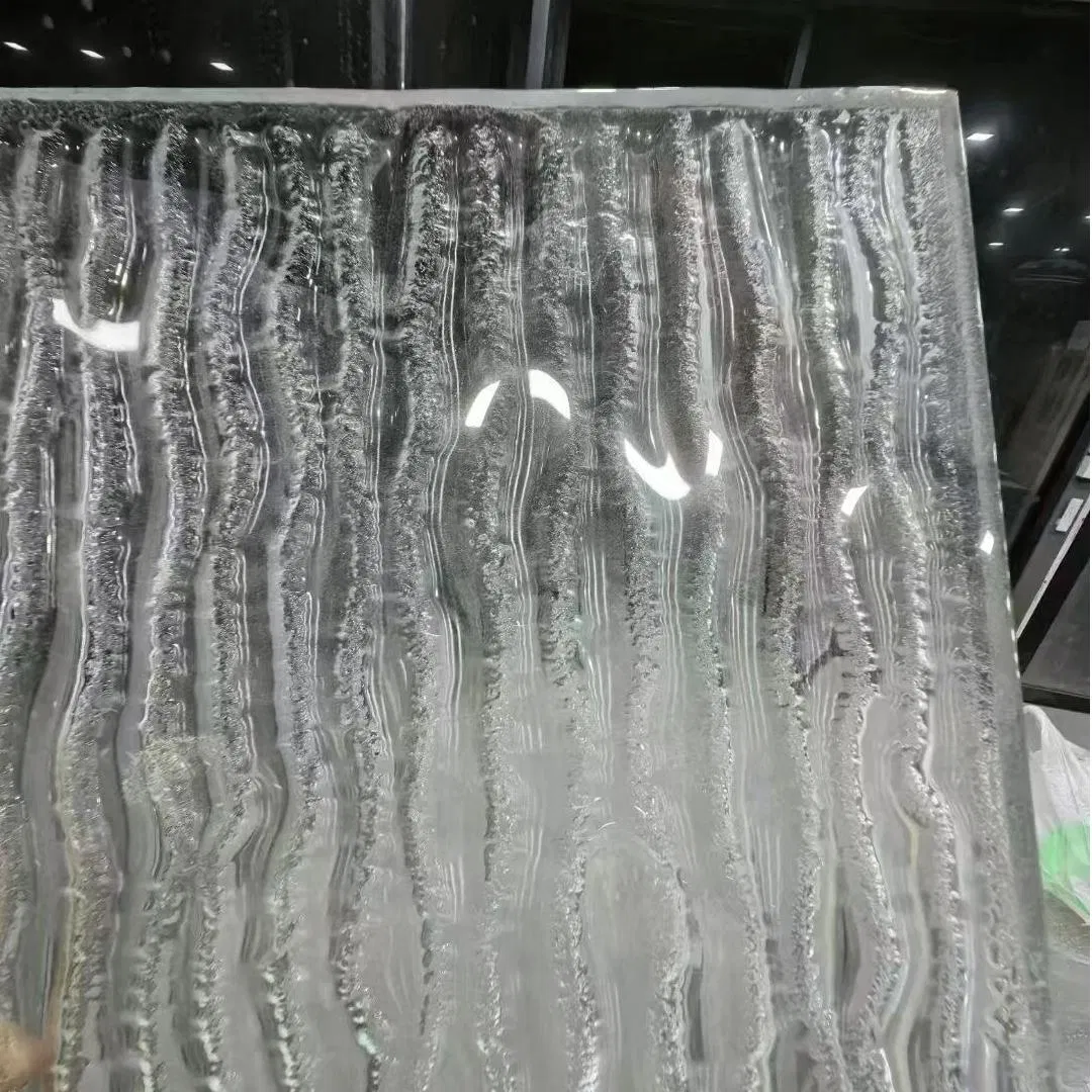 Stylish Hot Melt Glass with Textured Pattern for Decoration