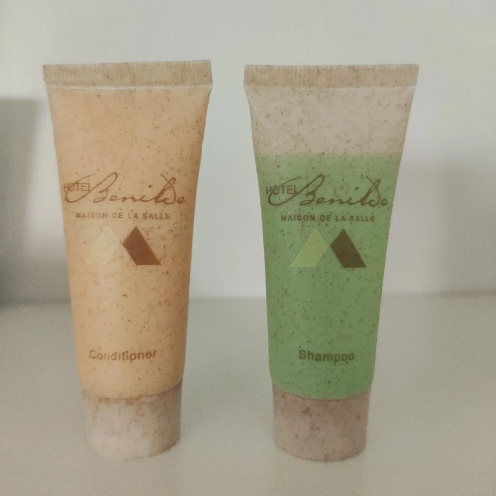 Eco Friendly Hotel Shampoo and Conditioner Shower Gel Body Wash Lotion Tube