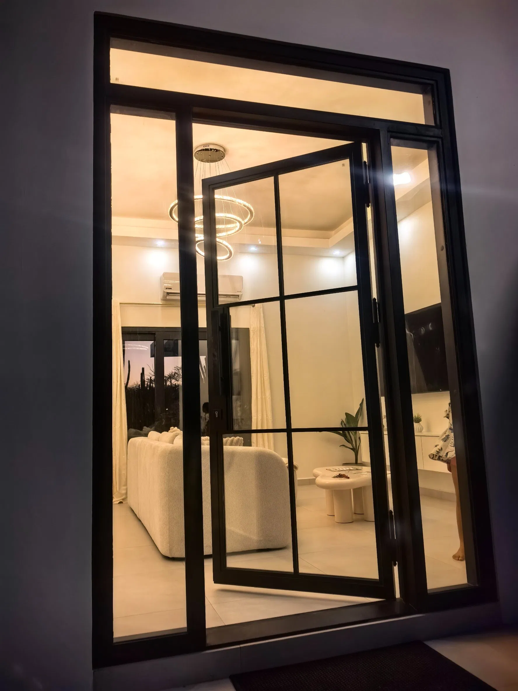 Factory Custom Size Aluminum Window