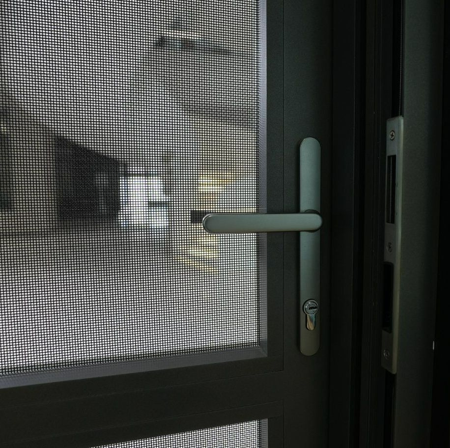 Exterior Aluminum Wooden Casement Door with Flyscreen Insect Screen for Home restaurant