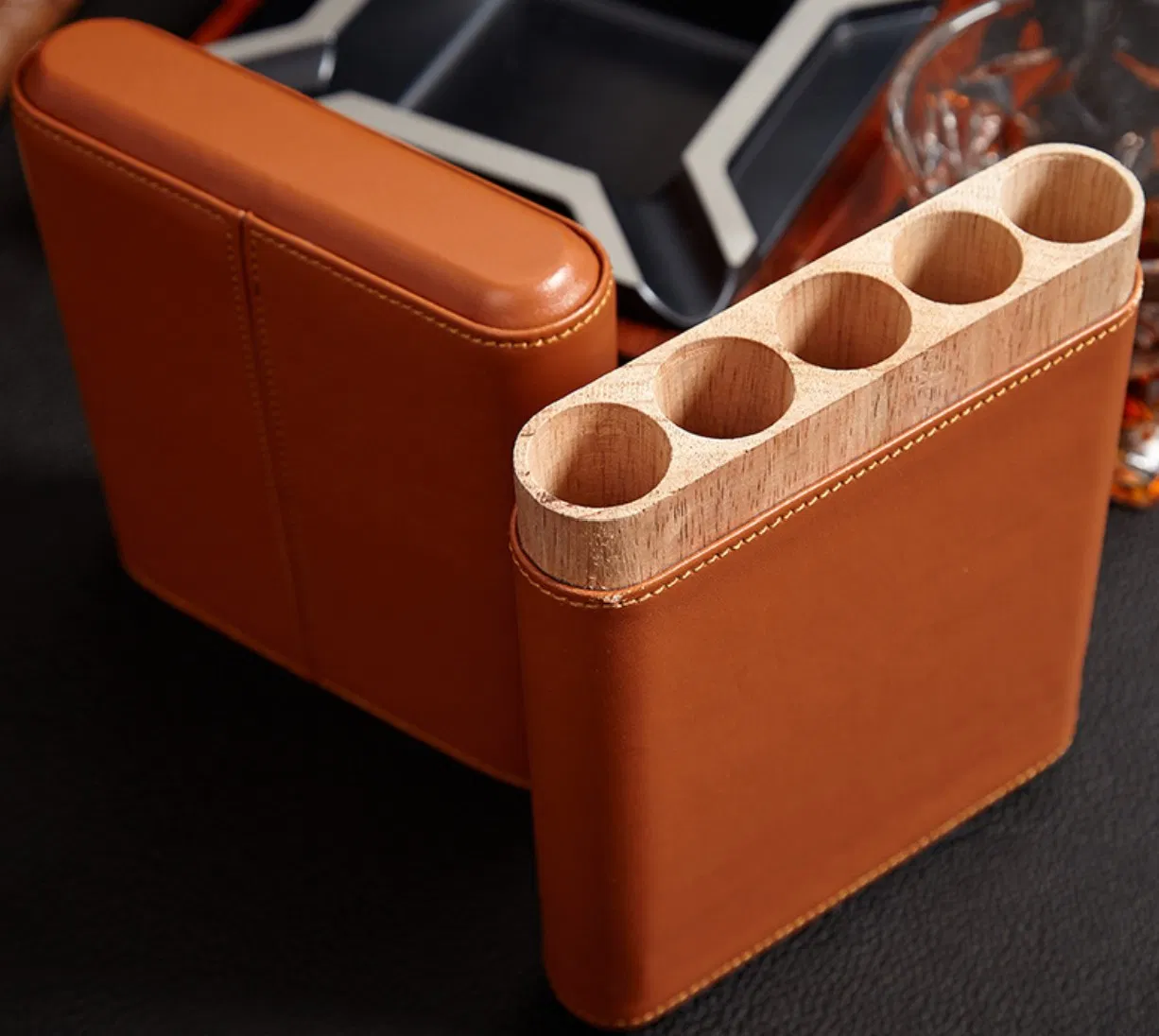 Portable 4/6 Pieces Cigars Genuine Leather Zip Cedar Humidor Cases