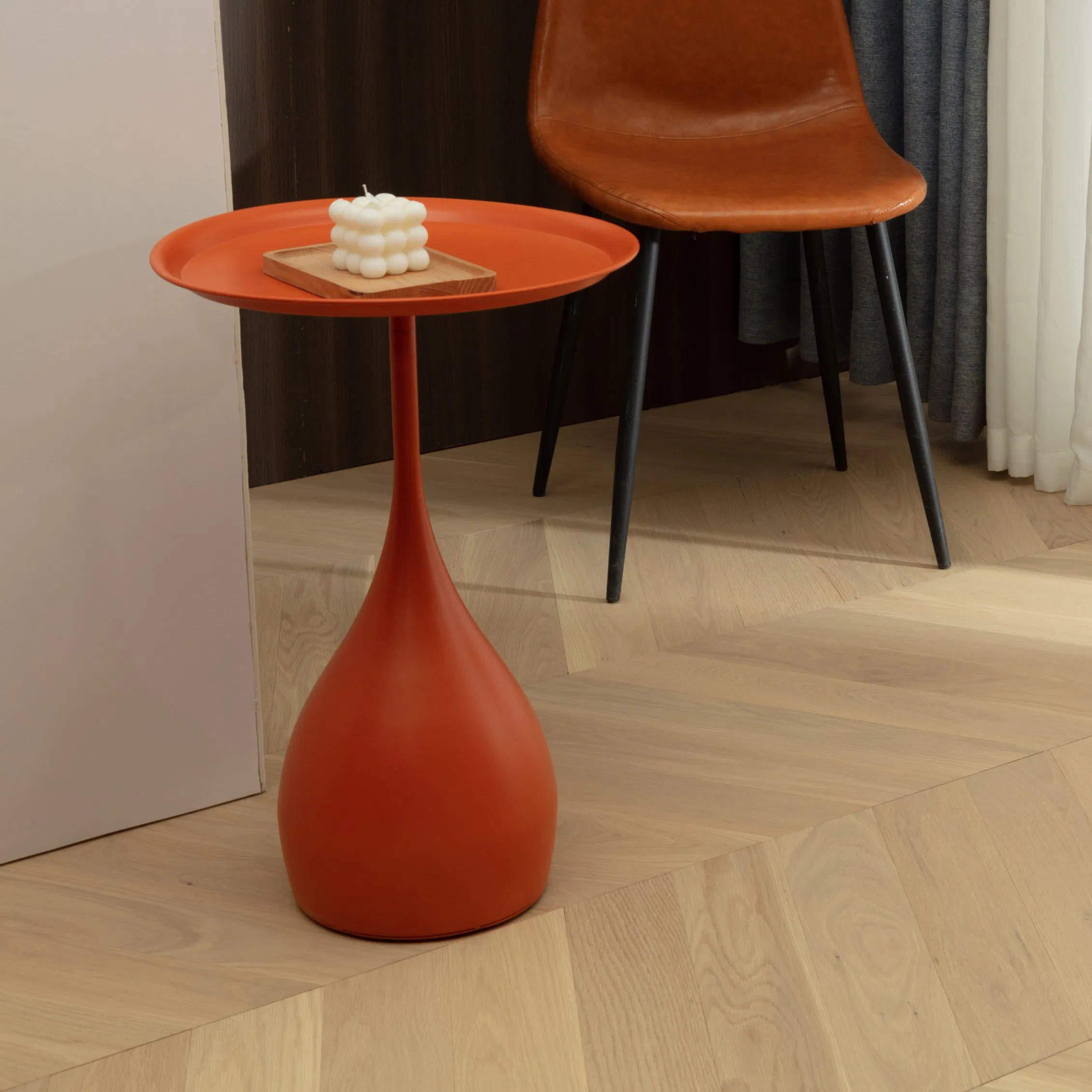 Premium Fishbone Pattern Oak Veneer Engineered Wood Flooring 3-Layer