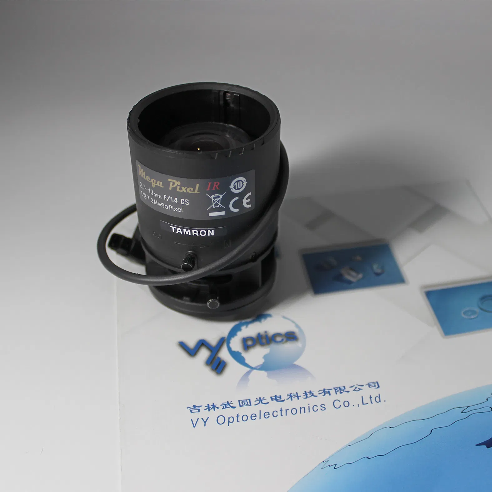 Tamron 70-300mm Telephoto Zoom Lens