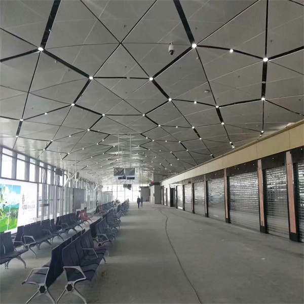 Aluminum Triangular Lay in Ceiling Panel Triangle Lay in Ceiling Tiles