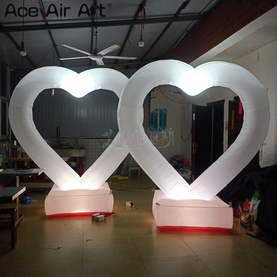 2.4mh Light-up Inflatable Heart with Base for Valentine's Day Decoration