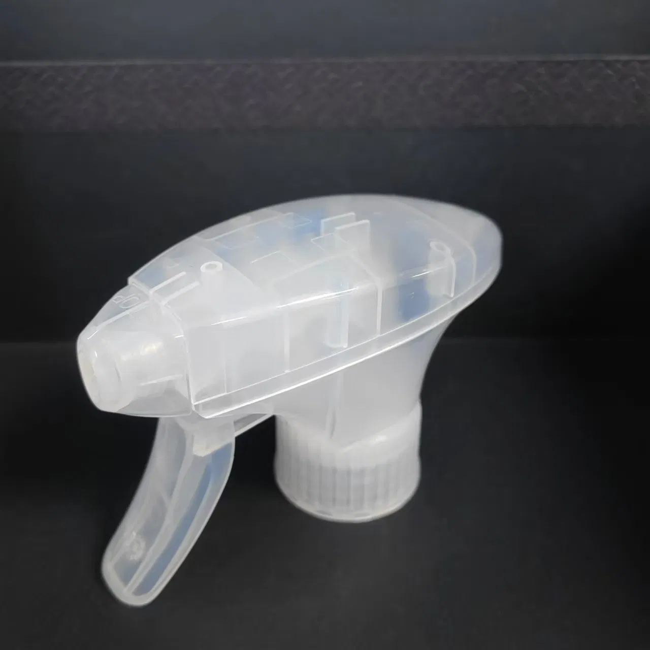 Transparent Red and Blue Mix Color Design Trigger Sprayer for Car Cleaning Kitchen Cleaning