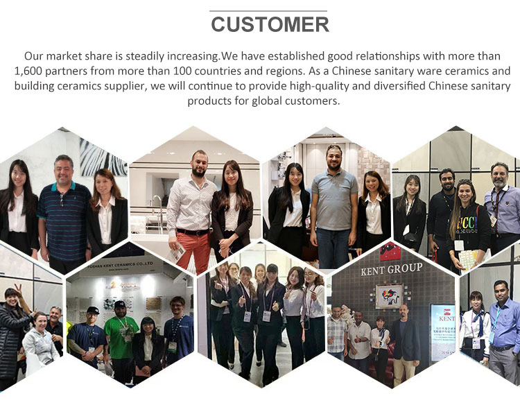 Настенный смеситель для ванны в хромированном латунном корпусе