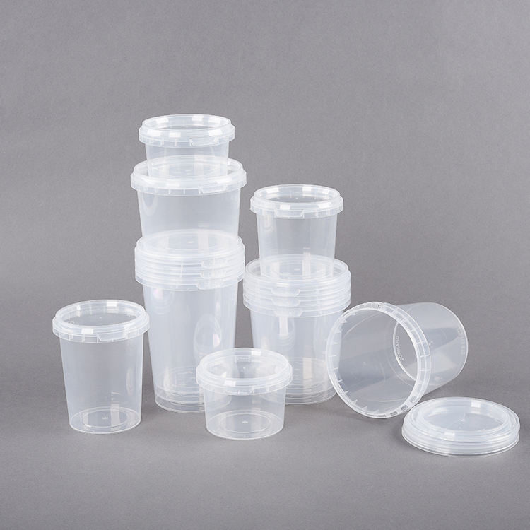 Пластиковый контейнер для супа 900 мл с защитной крышкой