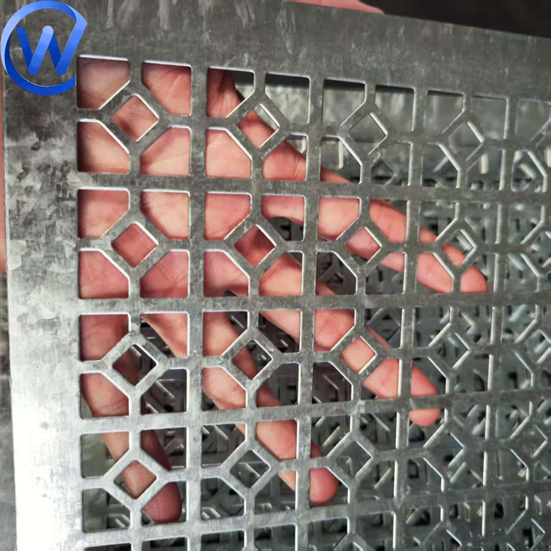 Перфорированные металлические панели 60x120 см