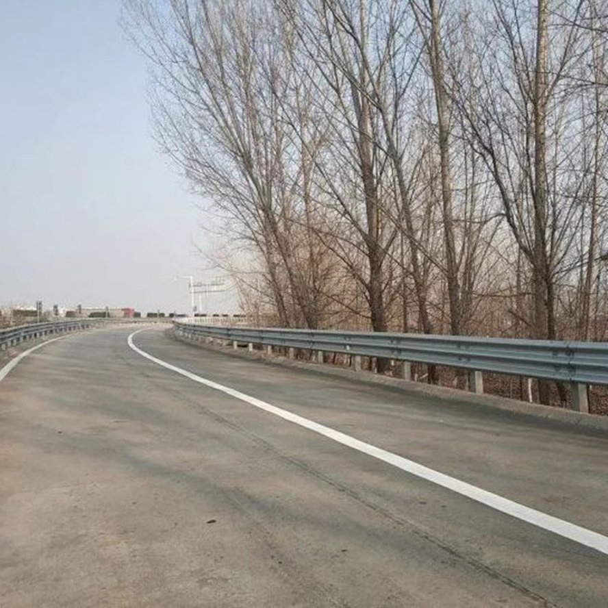 RSs-cb091 Steel wave shpe beam highway guardrail crash barrier