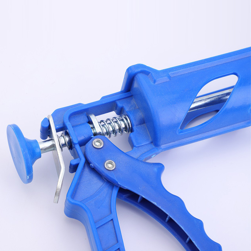 Multifunctional Manual Caulking Gun for Window and Door Sealing