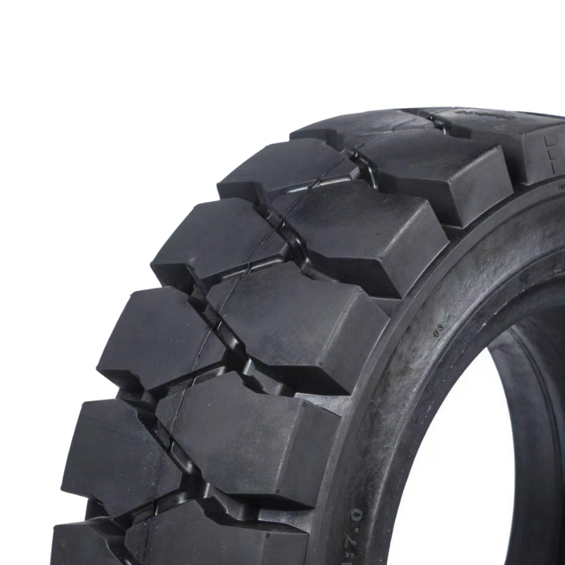 Шина вилочного погрузчика 28*9-15C цельная