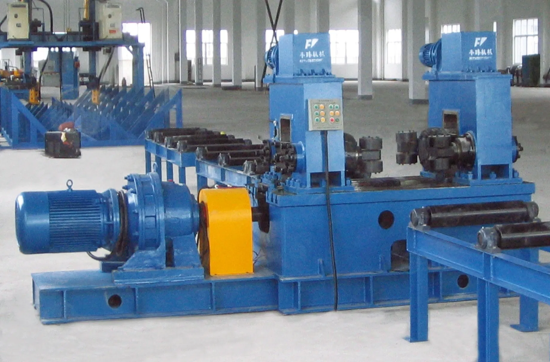 Heavy-Duty Beam Straightener for Steel I and H Beams
