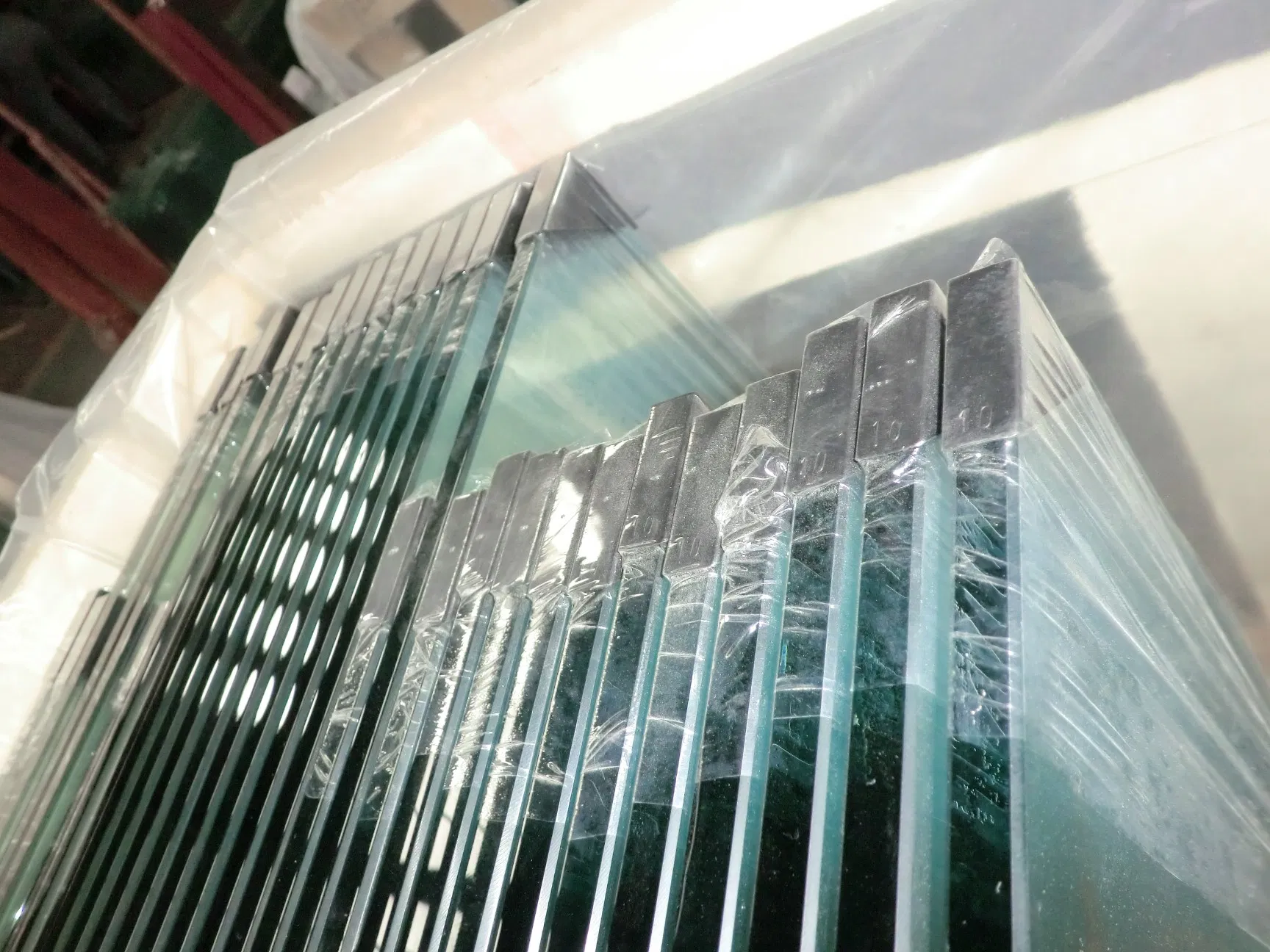 6mm 8mm 10mm 12mm Grey Tempered Glass with Flat Polished Edges