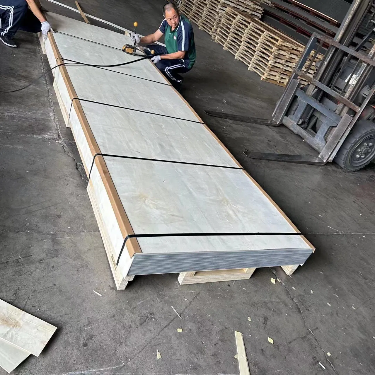 Smooth Surface UV Printable Two-Way Foldable Aluminum Composite Panel for Construction Industry