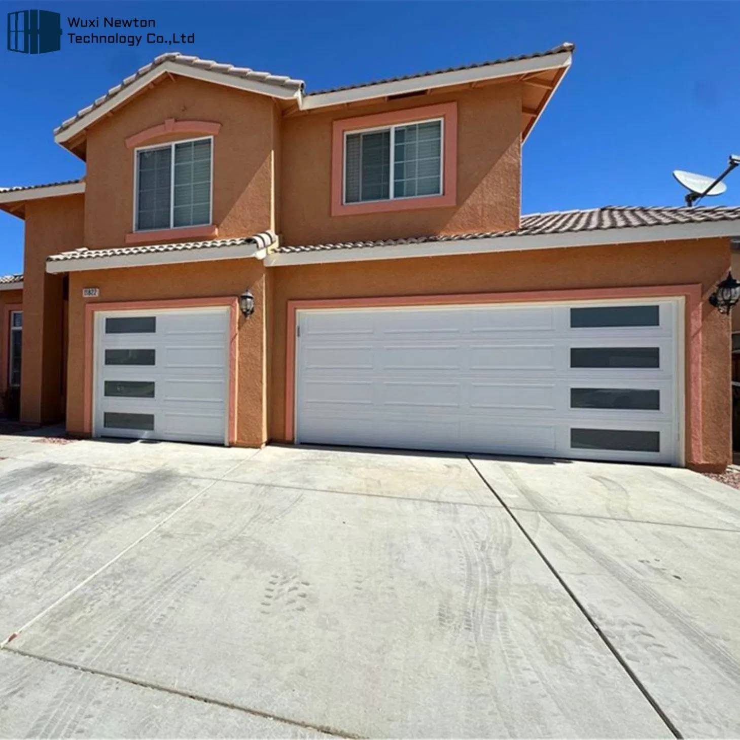 Factory Direct Sale Modern Design Best Price Remote Control Automatic Insulated Overhead Sectional Garage Door with Motor