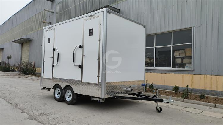 2024 Portable Toilet Luxury Bathroom Trailer 2stall Restroom Trailer for Sale