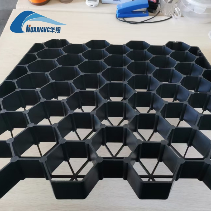Factory-Direct Sale Plastic Permeability Cell with High Earthwork Product Honeycomb Ground Reinforcement Grass Grid
