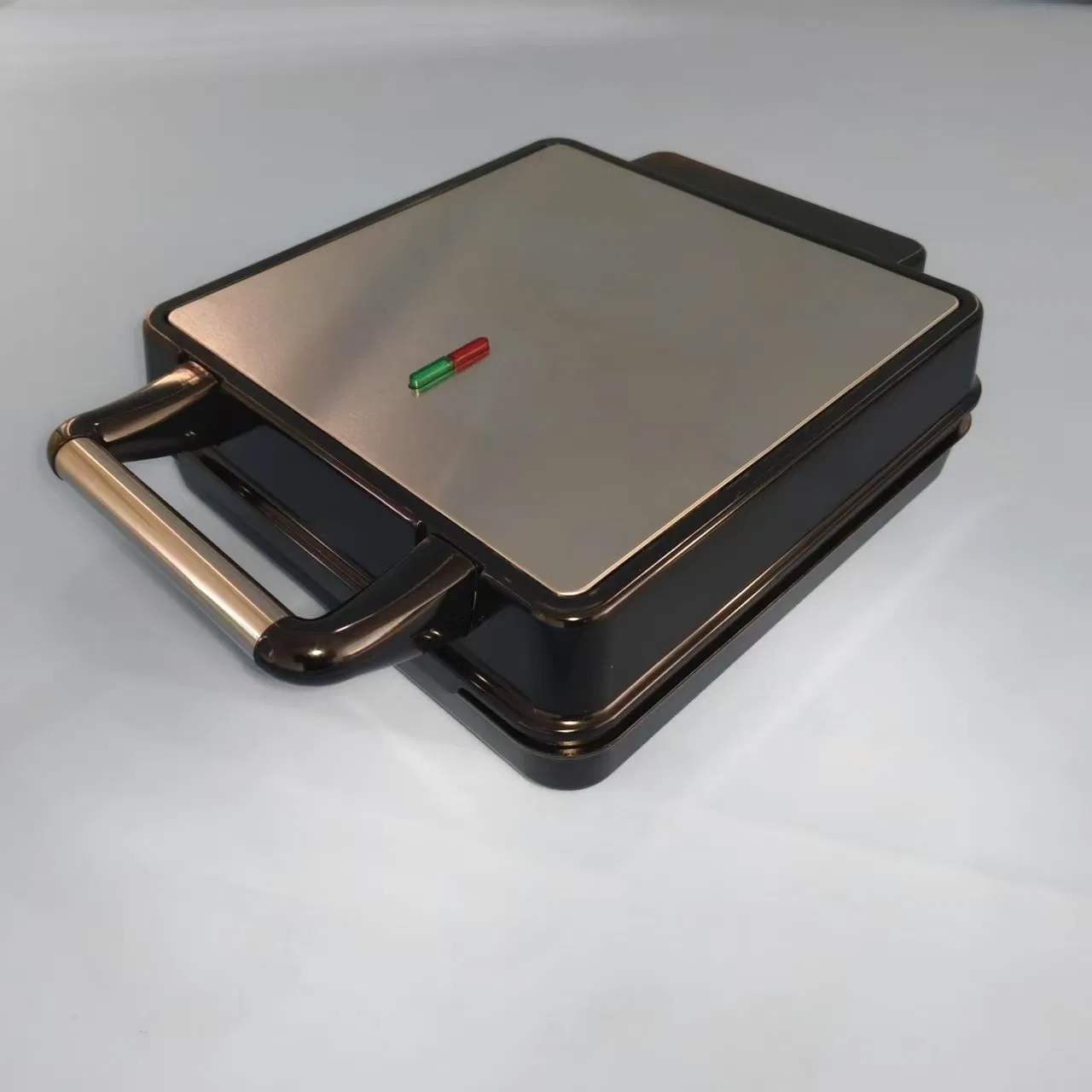 High-Performance and Efficient Snack Maker: Lightweight Design for Healthy on-The-Go Snacking