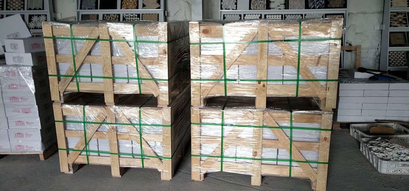 Wholesale Natural Stone Marble Mosaic Tiles for Kitchen/Pool Floor Tile Design