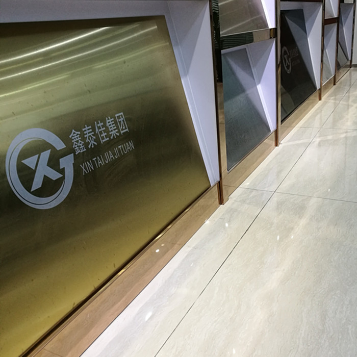 Mirror Stainless Steel U Shape Floor Skirting Wall Board