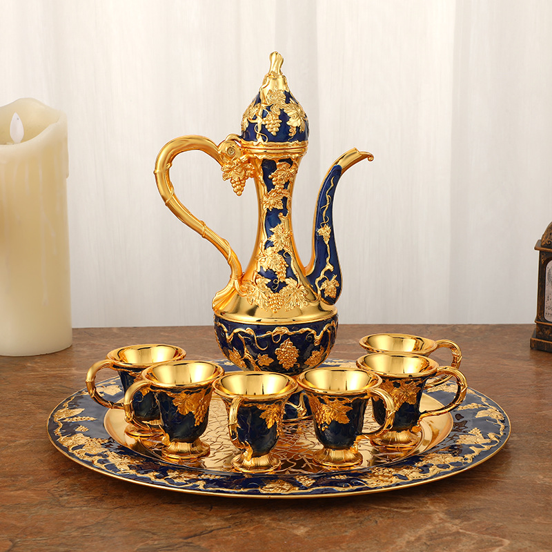 High End High-Quality Metal Wine Jug, Used in Hotels and Villas