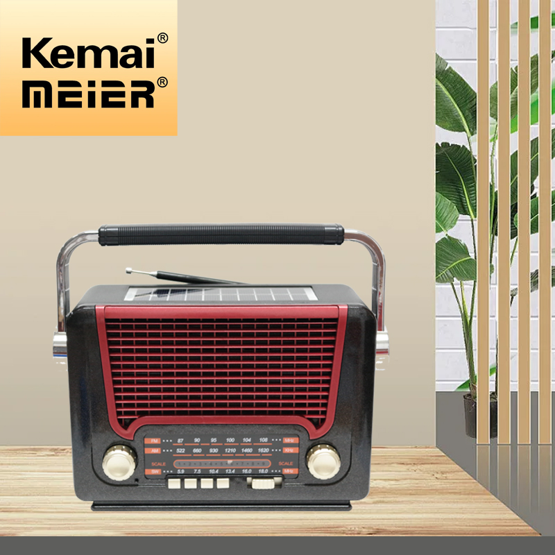 Factory Wholesale Portable Retro Radios FM Old Handmade Wooden Solar Radios