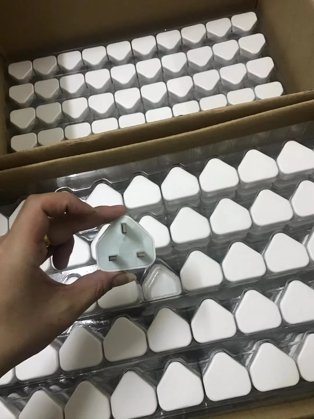 Зарядное устройство 20W USB-C с кабелем