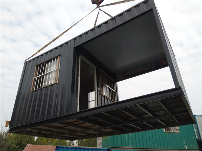 Durable Modular Warehouse: Quick Assembly Portable Prefabricated Solution