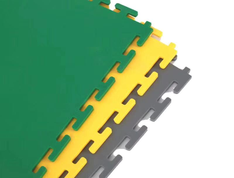 Модульная ПВХ плитка для гаража, 500x500 мм, зеленая