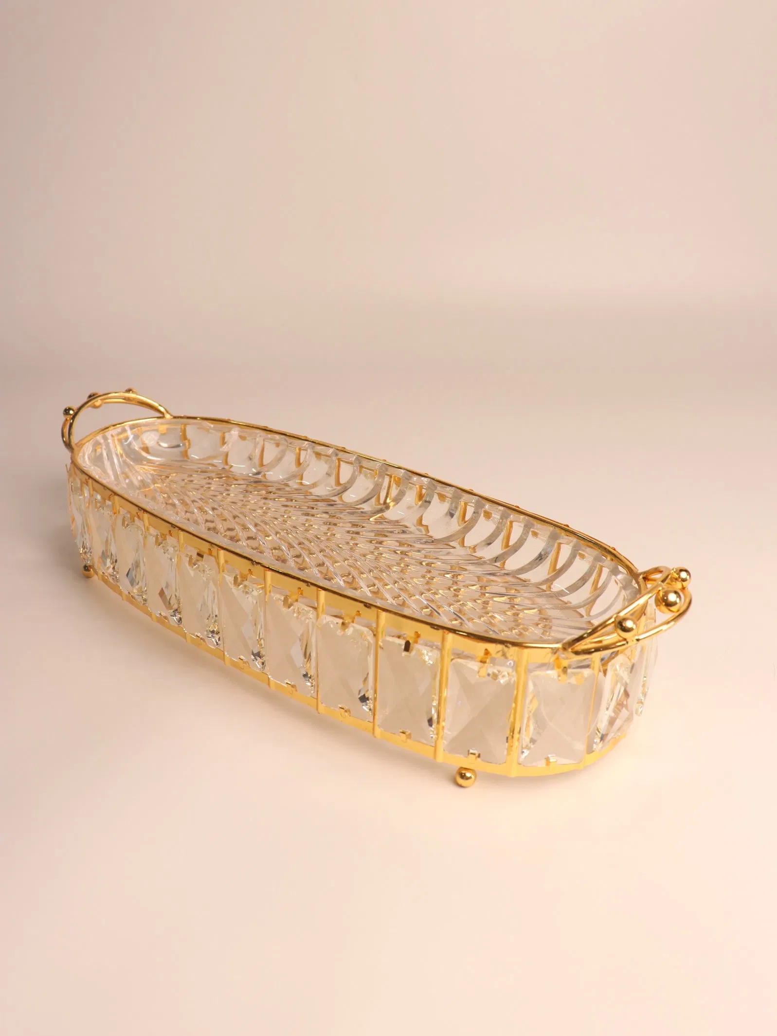 Elegant Glass Fruit Platter with Sturdy Iron Frame Design