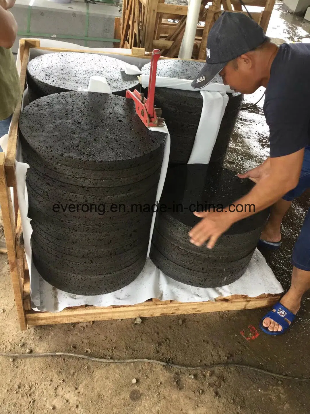 Dark Grey/Black Basalt with Holes for Flooring Tile, Paver