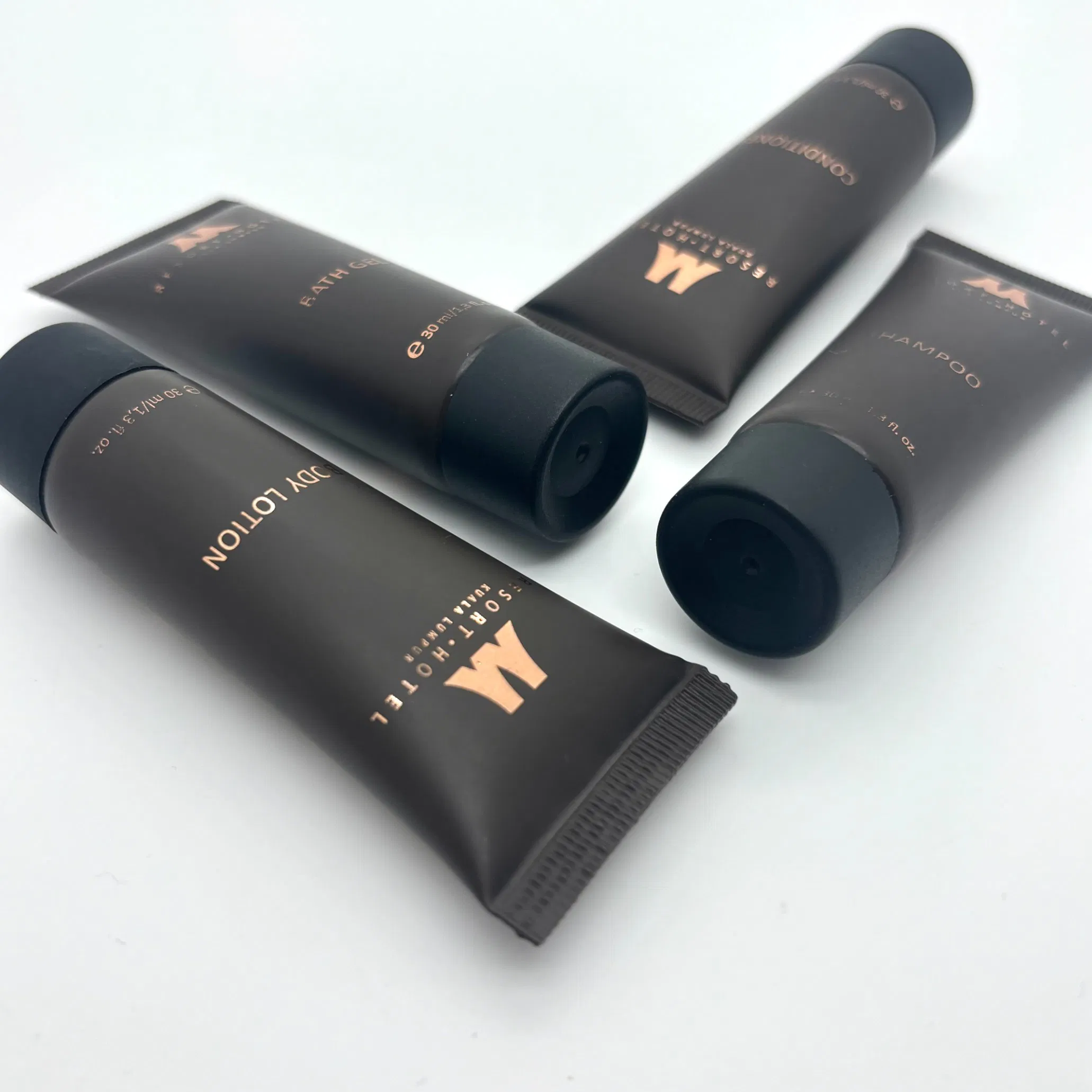 Eco-Friendly Luxury Bathroom Kit for Hotels and Spas 01