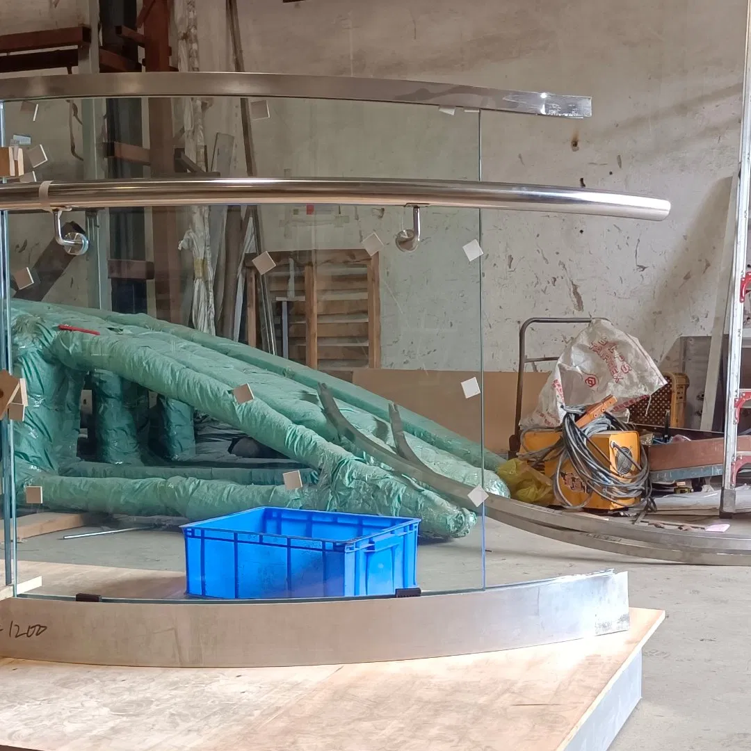 Roof Top and Balcony Aluminium U Channel Balustrade Profile Railings