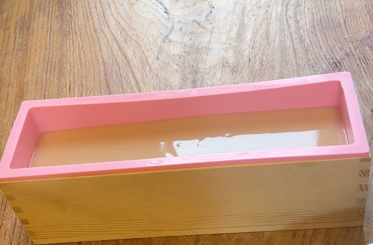 Bespoke Natural Plant Extract Scented Shampoo Soap