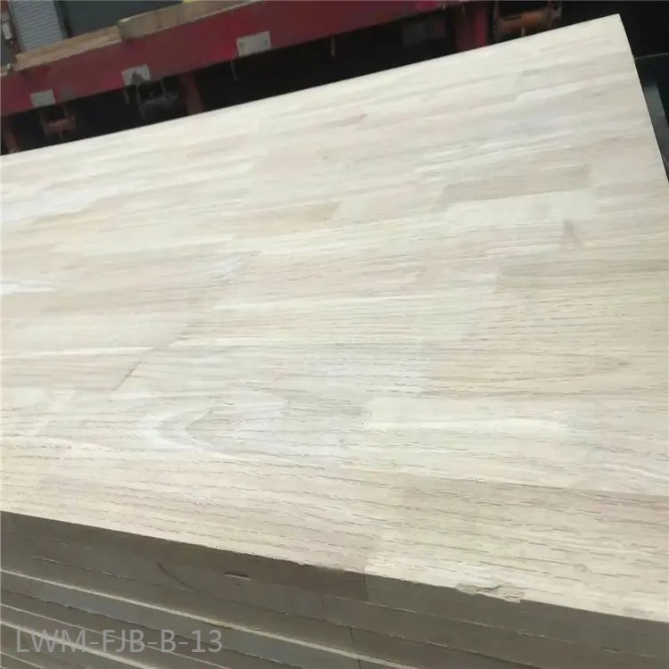 1220X2440mm 12mm Radiata Pine Finger Joint Laminated Board for Furniture