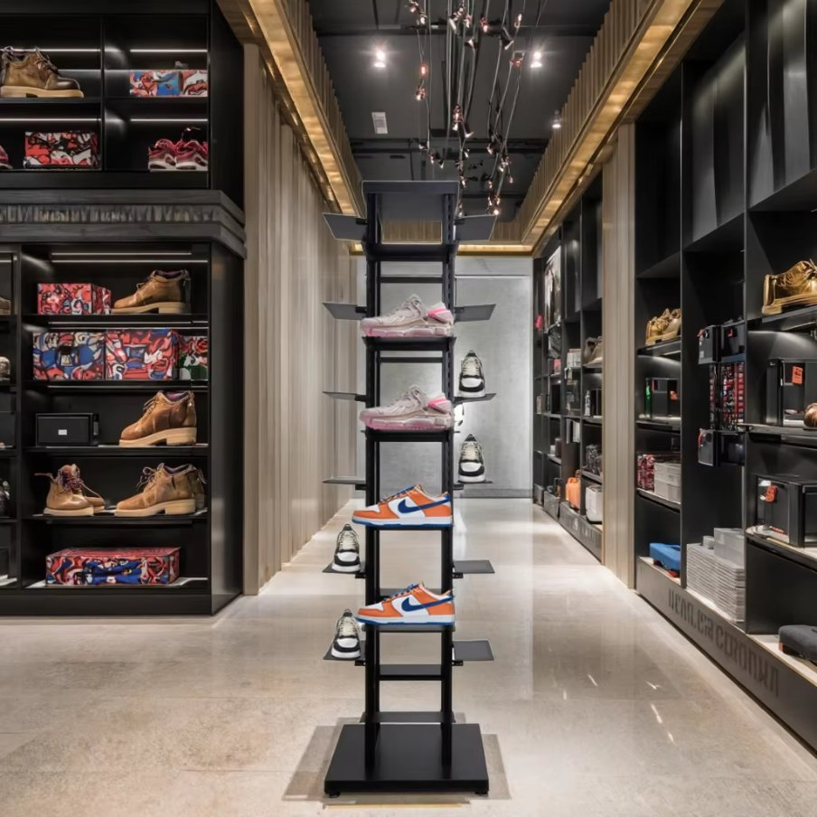 Full Way Retail Sneaker Store Metal Layer Shoe Display Rack Stand for Shop