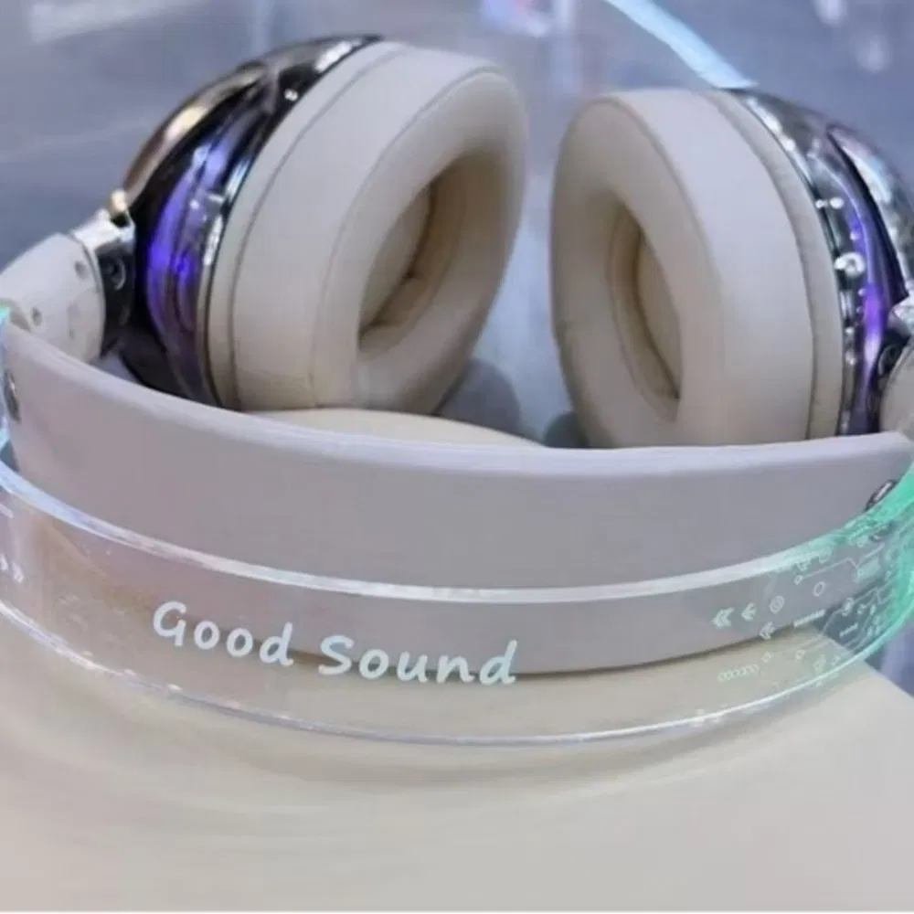 Беспроводные наушники с шумоподавлением и RGB-подсветкой