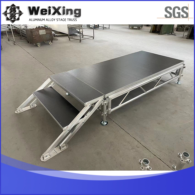 Sturdy Portable Round Aluminum Stage for Outdoor Events