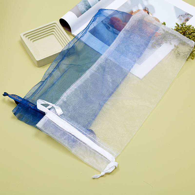 Luxury Hotel Slippers Coral Fleece Hotel Slippers with Customized Sewing Label