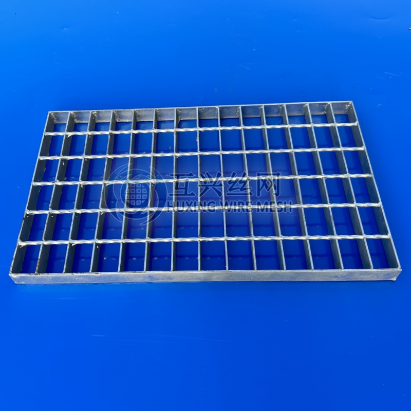 Long-Lasting Performance Steel Grating Heavy Duty Sidewalk Trench Drain Cover for Enhanced Water Management Efficient Drainage Solutions