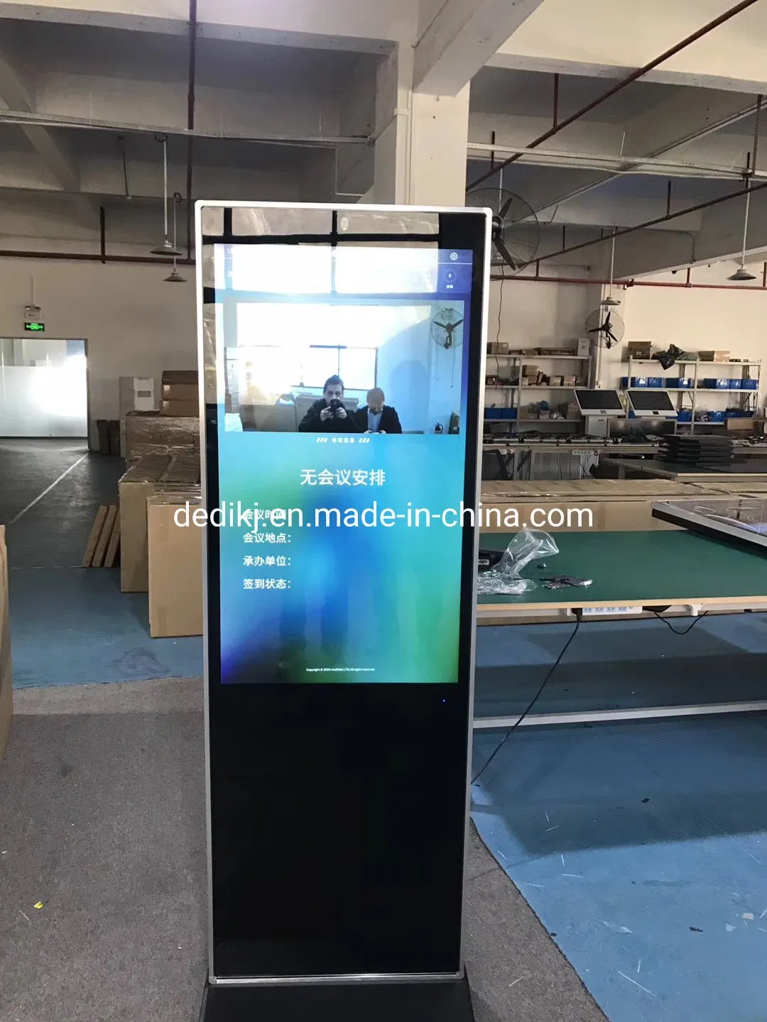Wholesale Price Indoor 49'' Floor Standing Digital Signage Touchscreen LCD Displays