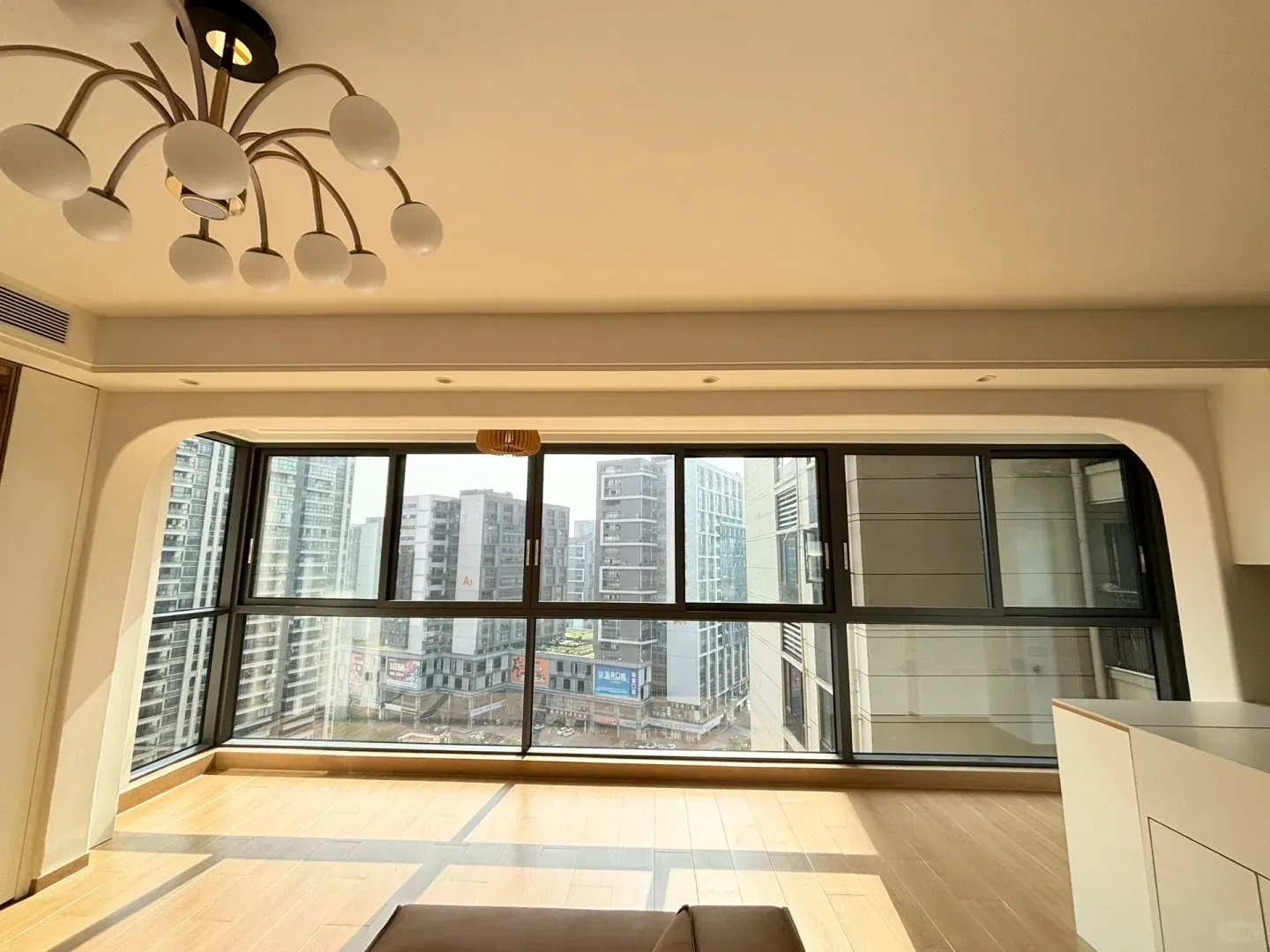 Tangible Benefits Large More Beauty Glass Window Heat Insultion Aluminum Use Good Window