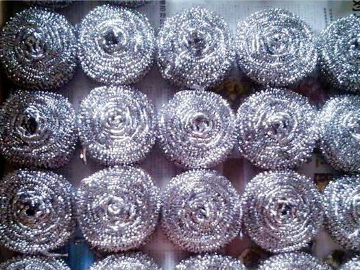 China Factory Stainless Steel Wire Dish Pot Cleaning Scourer with Collective Package