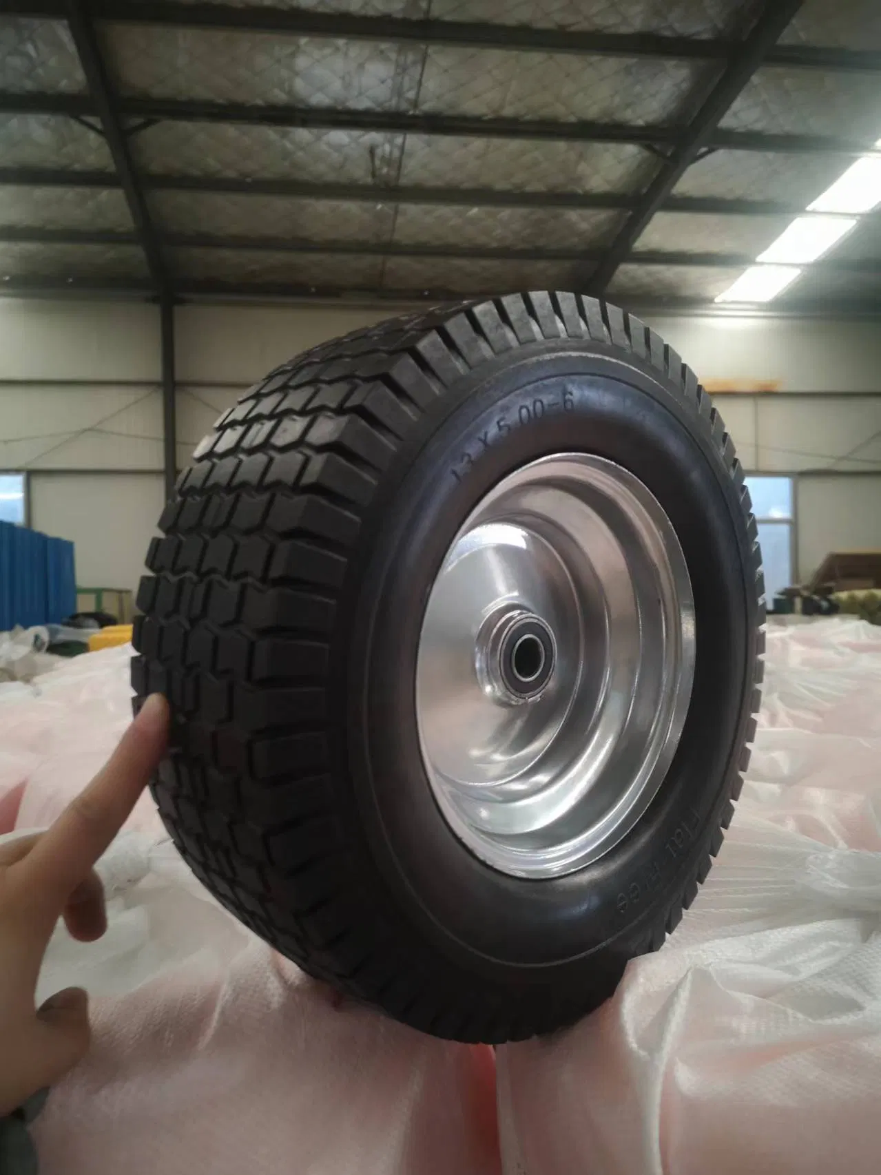 Golf Cart PU Foam Wheel Solid Wheelbarrow Wheel Flat Free Tyre for Wheel Barrow and Carrier